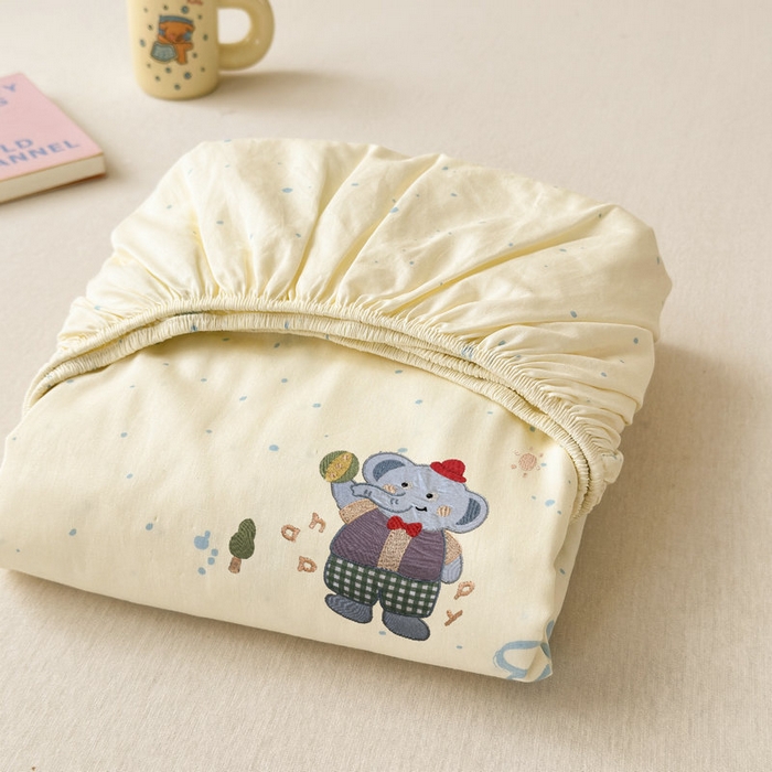 91家纺网 家纺一手货源 找家纺 娜娜 2025新款60支全棉贴布绣床笠 快乐小象