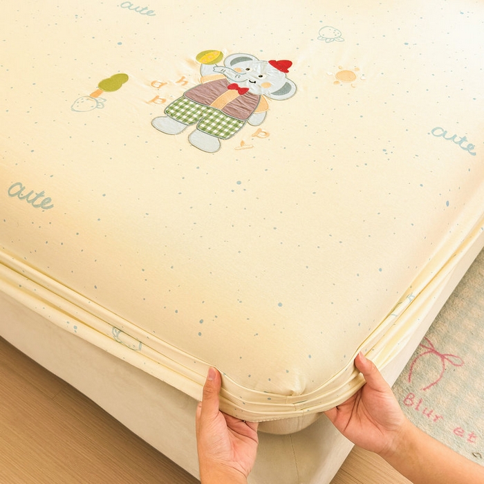 91家纺网 家纺一手货源 找家纺 娜娜 2025新款60支全棉贴布绣床笠 快乐小象