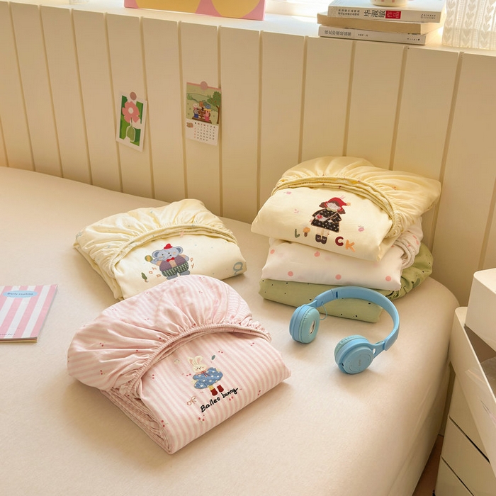 91家纺网 家纺一手货源 找家纺 娜娜 2025新款60支全棉贴布绣床笠 组合图仅供展示