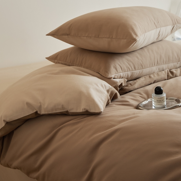 91家纺网 家纺一手货源 找家纺 眷恋家纺 2025新款A类全棉贡缎磨毛双拼色四件套 莫百草