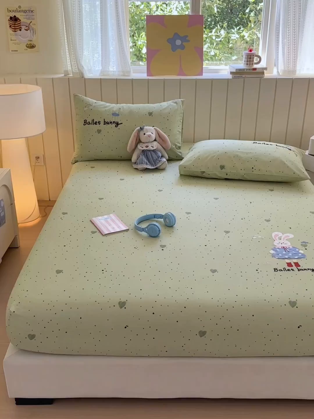 91家纺网 家纺一手货源 找家纺 娜娜 2025新款60支全棉贴布绣床笠 爱心绿兔