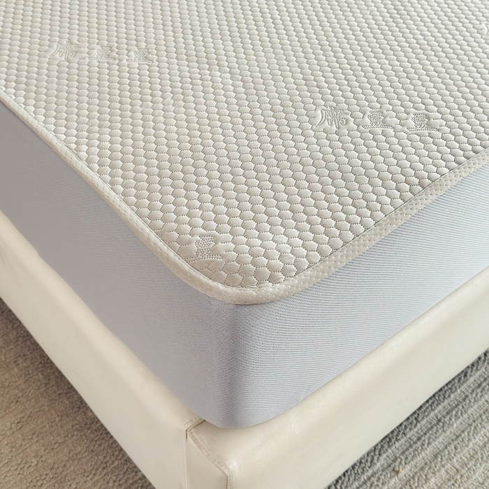 91家纺网 家纺一手货源 找家纺 梵克保罗 2025春夏新款5D席豆豆床笠款凉席席子 简约-金