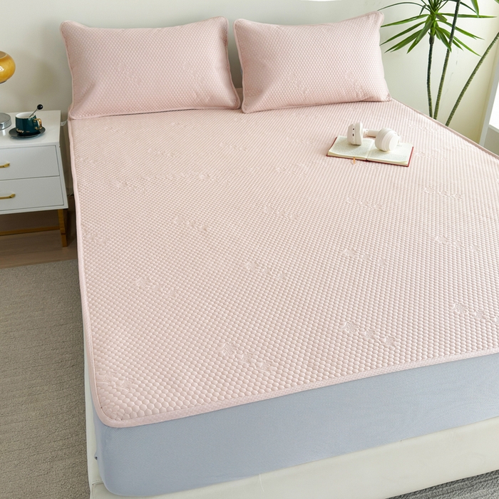 91家纺网 家纺一手货源 找家纺 （总）梵克保罗 2025春夏新款5D席豆豆床笠款凉席席子