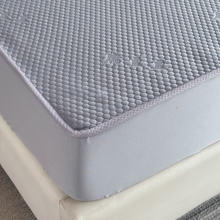 91家纺网 家纺一手货源 找家纺 梵克保罗 2025春夏新款5D席豆豆床笠款凉席席子 简约-灰