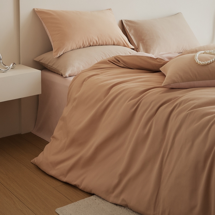 91家纺网 家纺一手货源 找家纺 眷恋家纺 2025新款A类全棉贡缎磨毛双拼色四件套 奶咖