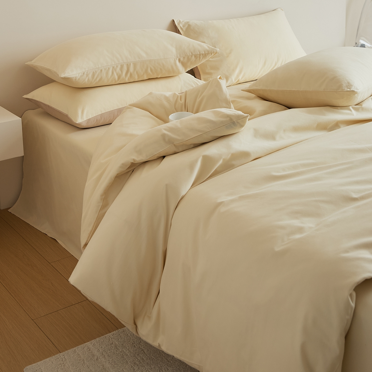 91家纺网 家纺一手货源 找家纺 眷恋家纺 2025新款A类全棉贡缎磨毛双拼色四件套 奶昔