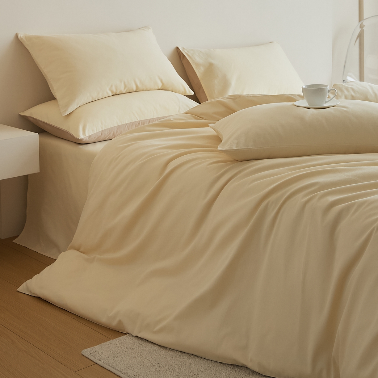 91家纺网 家纺一手货源 找家纺 眷恋家纺 2025新款A类全棉贡缎磨毛双拼色四件套 奶昔