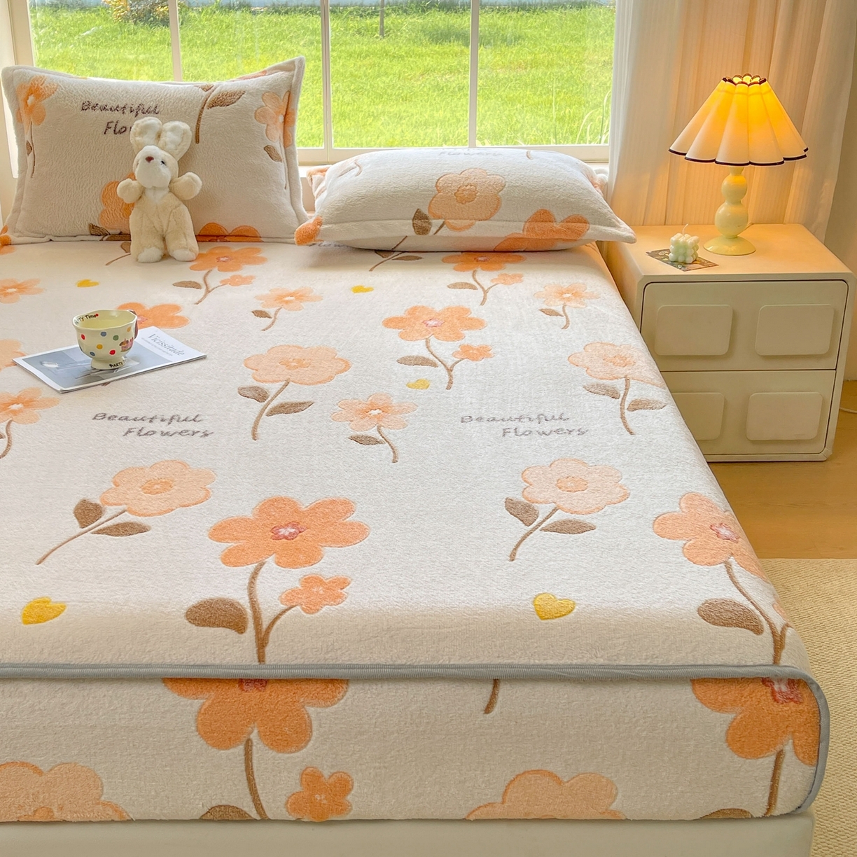 91家纺网 家纺一手货源 找家纺 牵梦萦家纺 2025新款雪花绒立体包边床笠 初夏