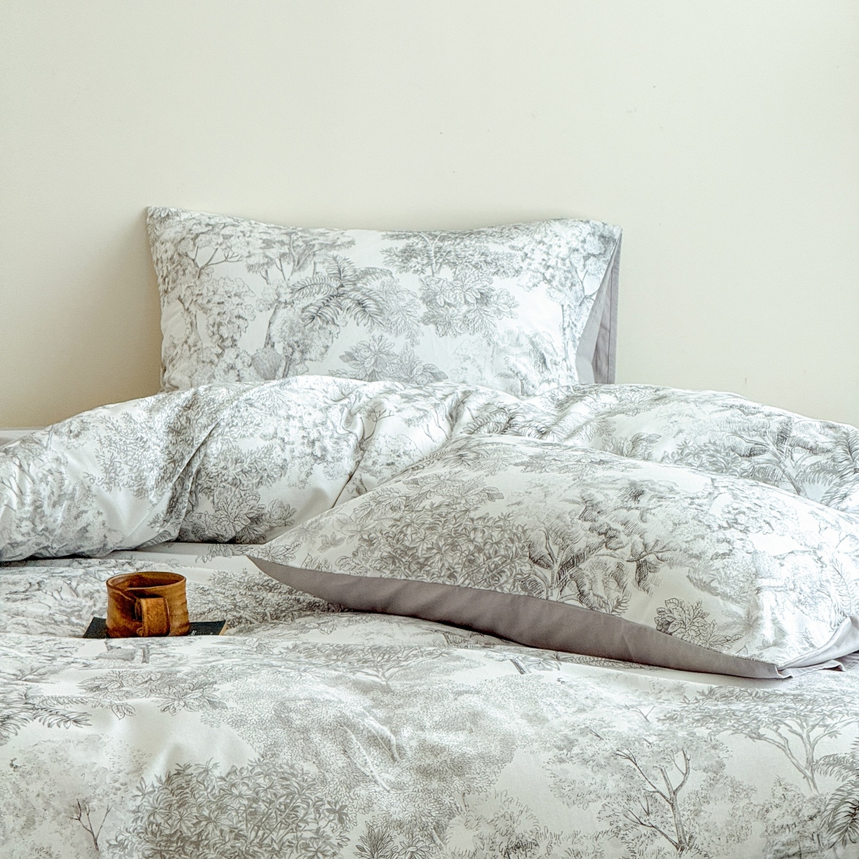 91家纺网 家纺一手货源 找家纺 窝米 2025新款全棉纯棉火山磨毛花卉四件套-第五批 浮生-灰