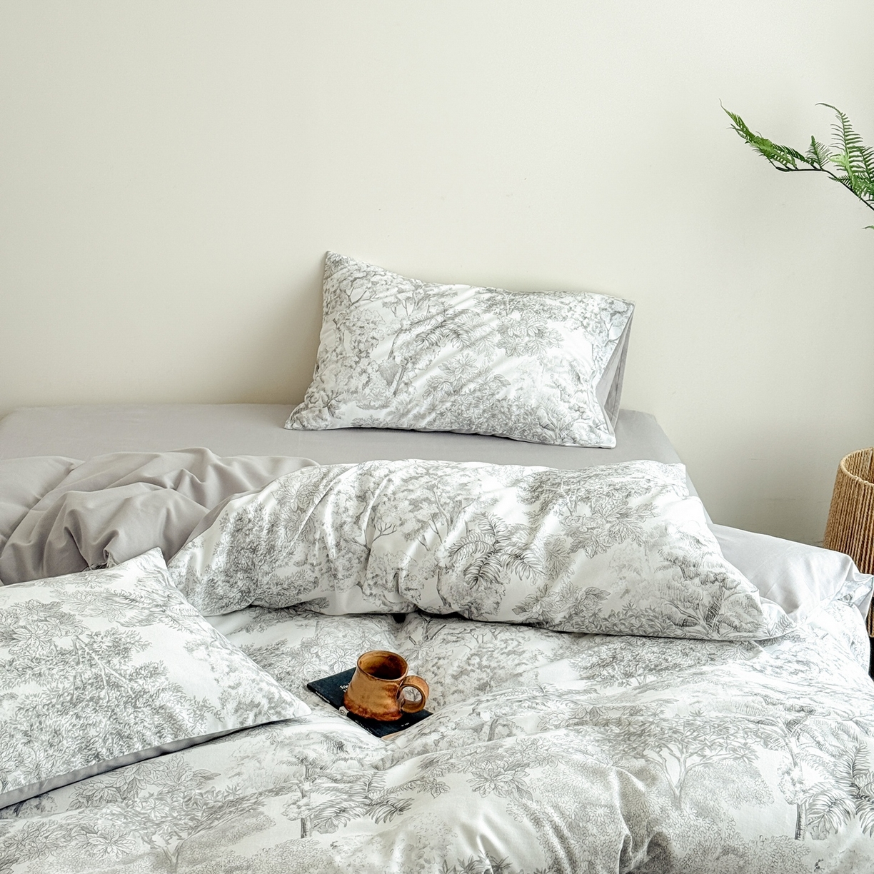 91家纺网 家纺一手货源 找家纺 窝米 2025新款全棉纯棉火山磨毛花卉四件套-第五批 浮生-灰