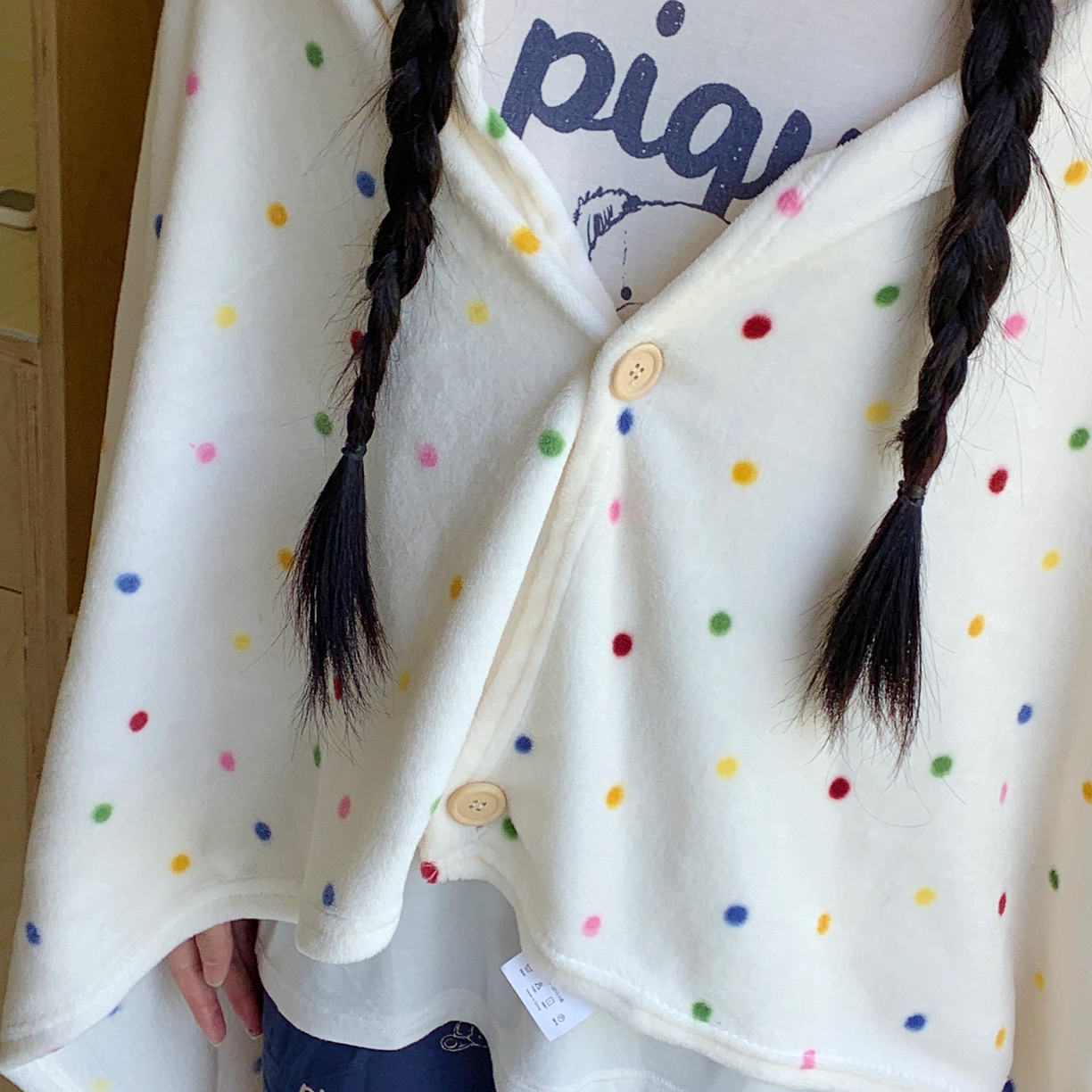 91家纺网 家纺一手货源 找家纺 桃喜 2025秋冬新款双面牛奶绒披肩毯毛毯毯子 彩色波点（双面绒披肩毯）