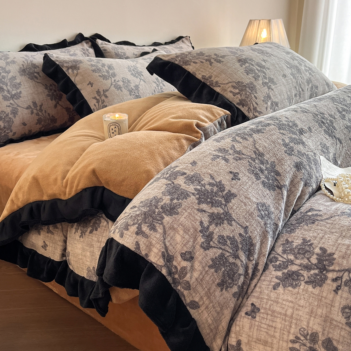 91家纺网 家纺一手货源 找家纺 （总）安哆啦家纺 2025新款法式赫本风牛奶绒四件套