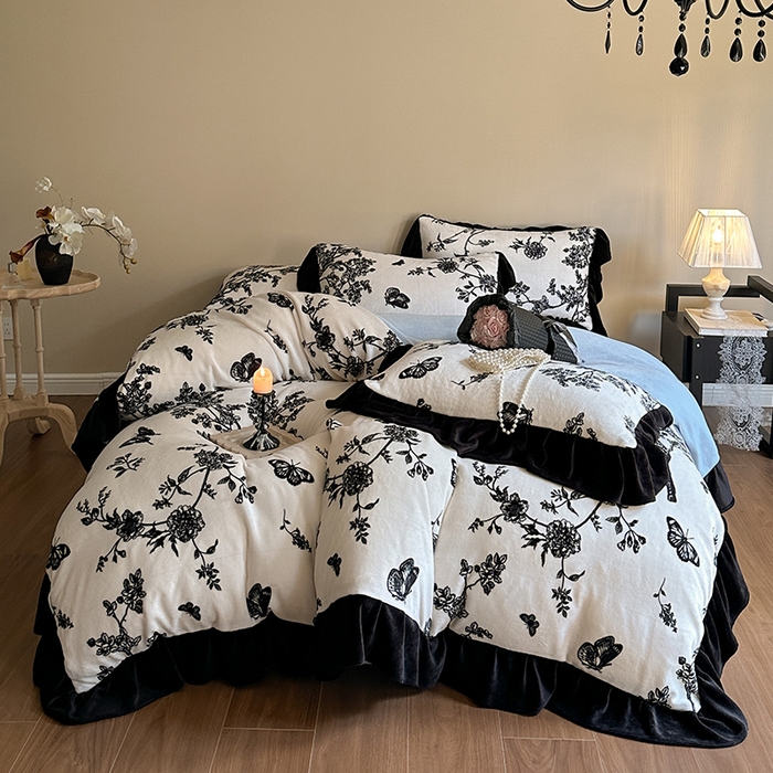 91家纺网 家纺一手货源 找家纺 安哆啦家纺 2025新款法式赫本风牛奶绒四件套 法式-蓝梦里