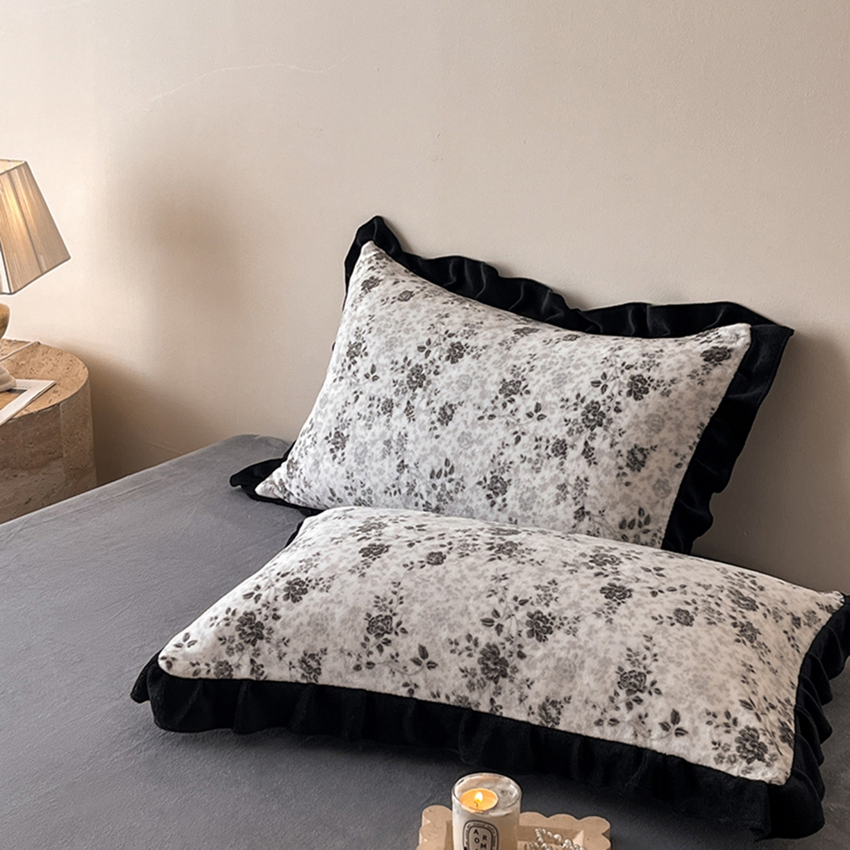 91家纺网 家纺一手货源 找家纺 安哆啦家纺 2025新款法式赫本风牛奶绒四件套 法式-星河入梦