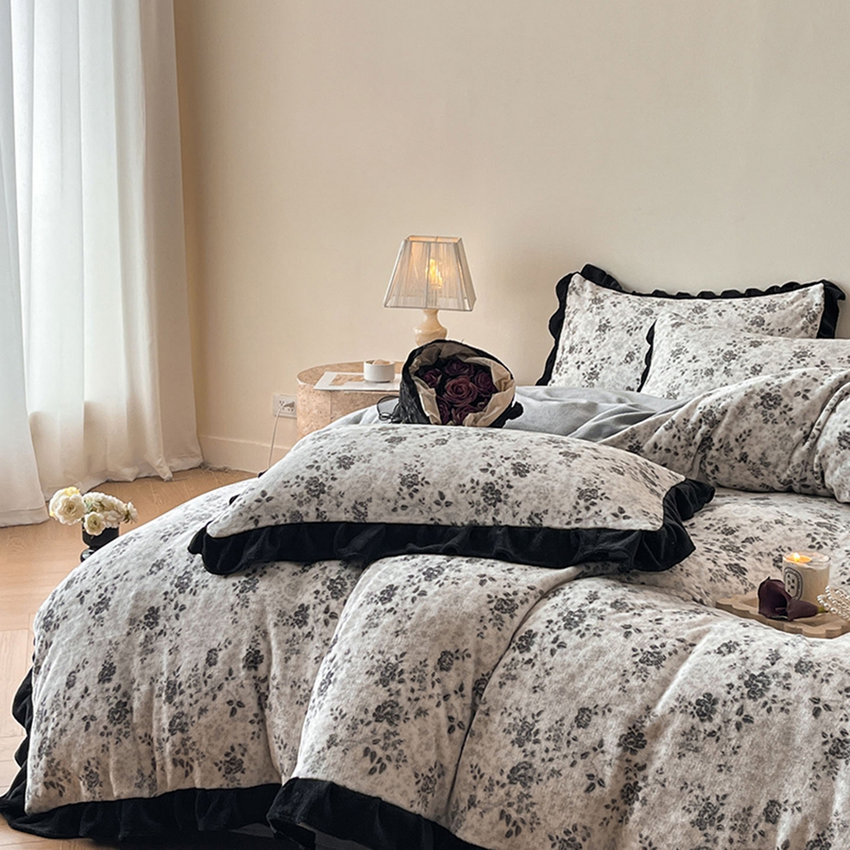 91家纺网 家纺一手货源 找家纺 安哆啦家纺 2025新款法式赫本风牛奶绒四件套 法式-星河入梦