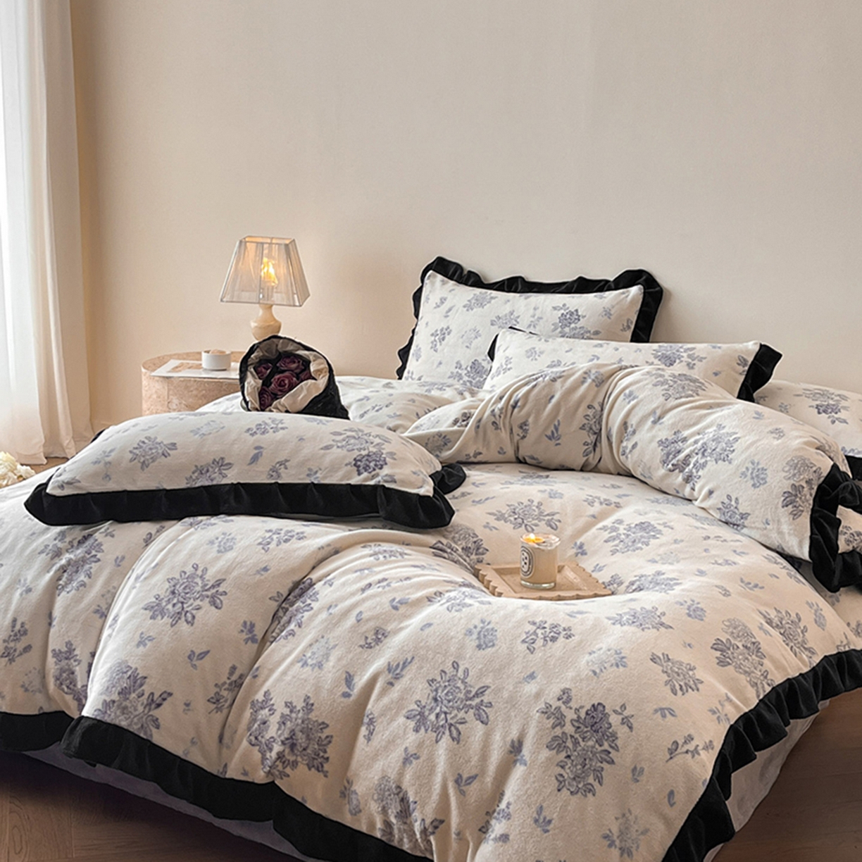 91家纺网 家纺一手货源 找家纺 安哆啦家纺 2025新款法式赫本风牛奶绒四件套 法式-兰絮语