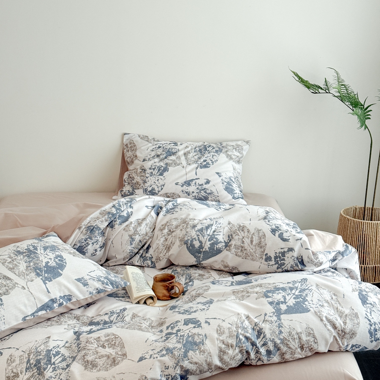 91家纺网 家纺一手货源 找家纺 窝米 2025新款全棉纯棉火山磨毛花卉四件套-第五批 梵庭蓝