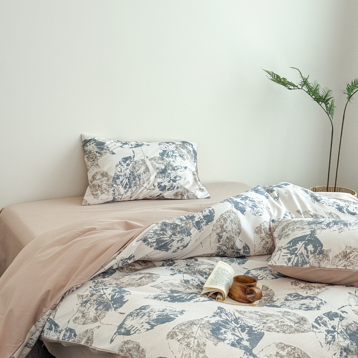 91家纺网 家纺一手货源 找家纺 窝米 2025新款全棉纯棉火山磨毛花卉四件套-第五批 梵庭蓝