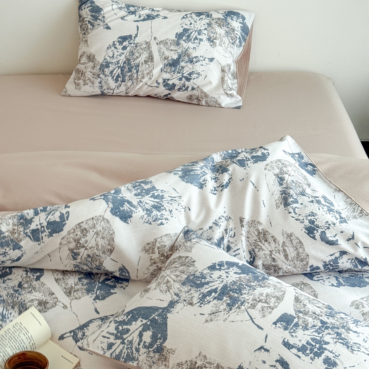 91家纺网 家纺一手货源 找家纺 窝米 2025新款全棉纯棉火山磨毛花卉四件套-第五批 梵庭蓝