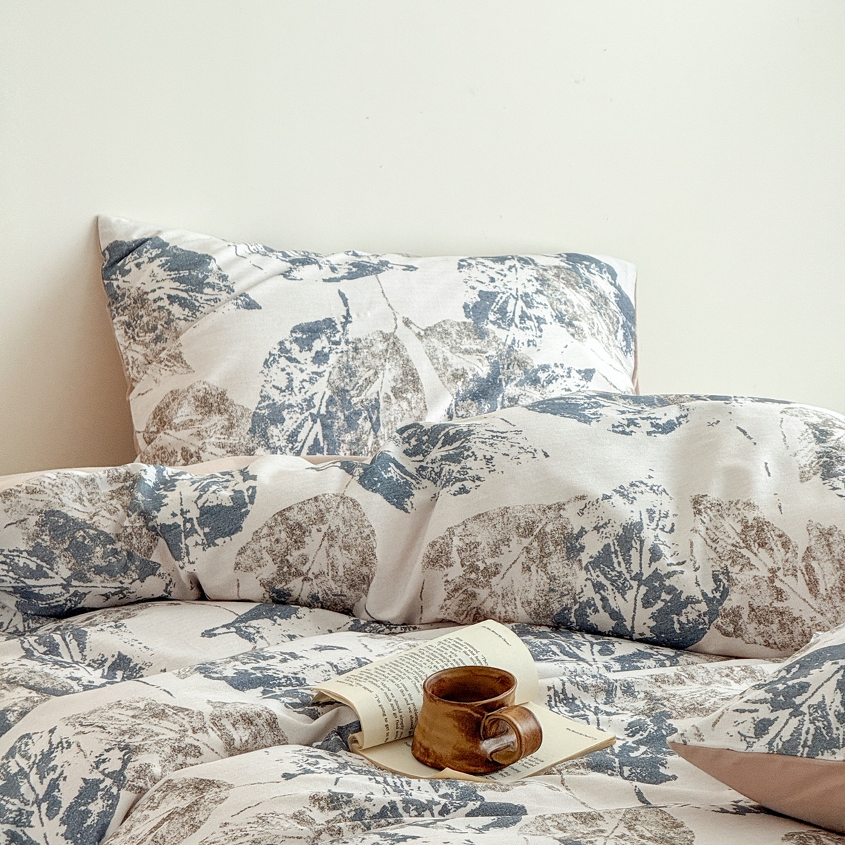 91家纺网 家纺一手货源 找家纺 窝米 2025新款全棉纯棉火山磨毛花卉四件套-第五批 梵庭蓝