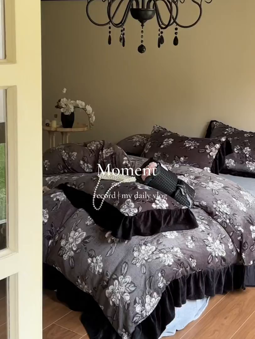 91家纺网 家纺一手货源 找家纺 安哆啦家纺 2025新款法式赫本风牛奶绒四件套 法式-夜幕里