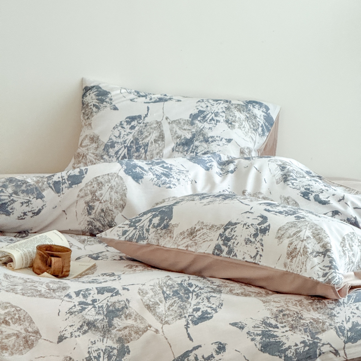 91家纺网 家纺一手货源 找家纺 窝米 2025新款全棉纯棉火山磨毛花卉四件套-第五批 梵庭蓝