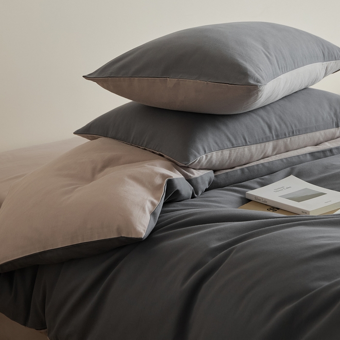 91家纺网 家纺一手货源 找家纺 眷恋家纺 2025新款A类全棉贡缎磨毛双拼色四件套 钛苏