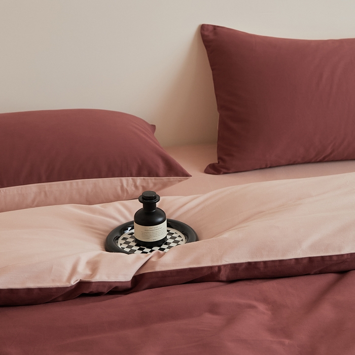 91家纺网 家纺一手货源 找家纺 眷恋家纺 2025新款A类全棉贡缎磨毛双拼色四件套 维粉