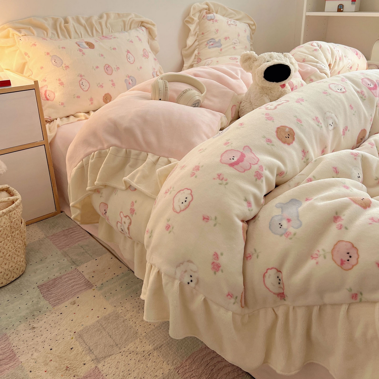 桃喜 2025新款牛奶绒卡通花边款四件套 狗狗聚会花边款