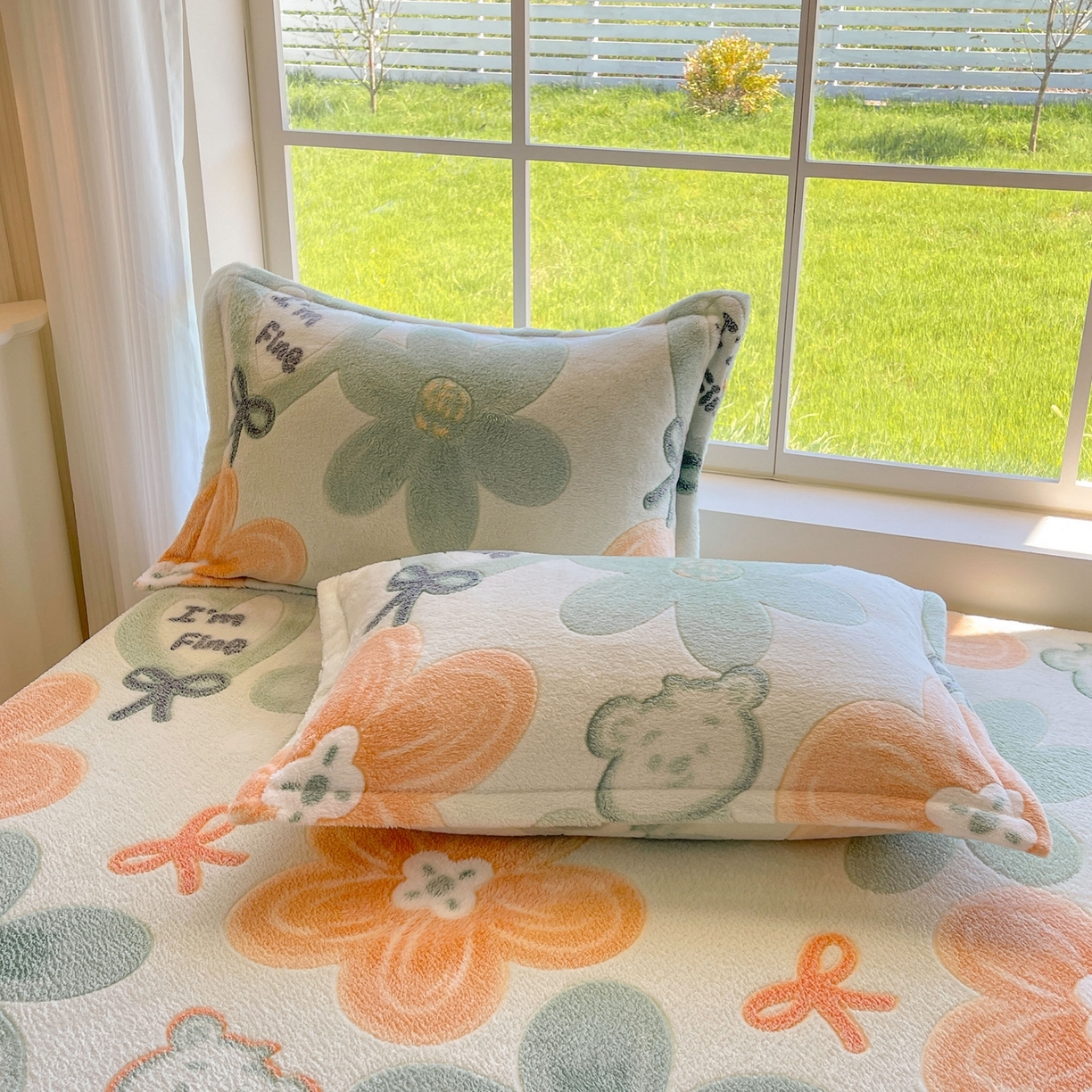 91家纺网 家纺一手货源 找家纺 牵梦萦家纺 2025新款雪花绒立体包边床笠 花梦乐园