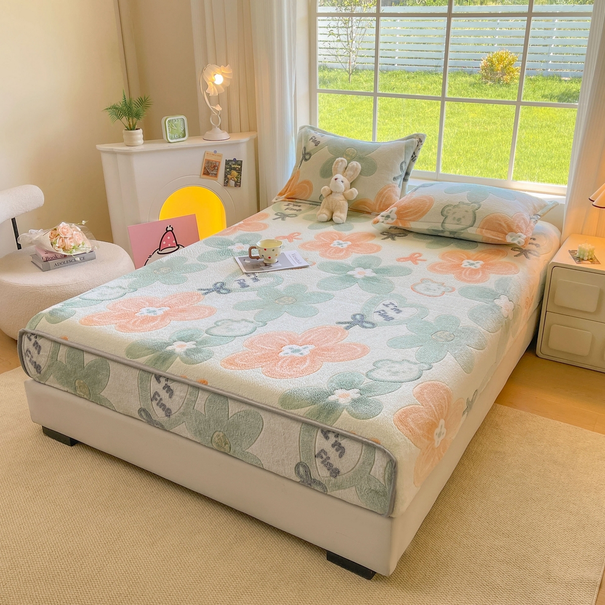 91家纺网 家纺一手货源 找家纺 牵梦萦家纺 2025新款雪花绒立体包边床笠 花梦乐园