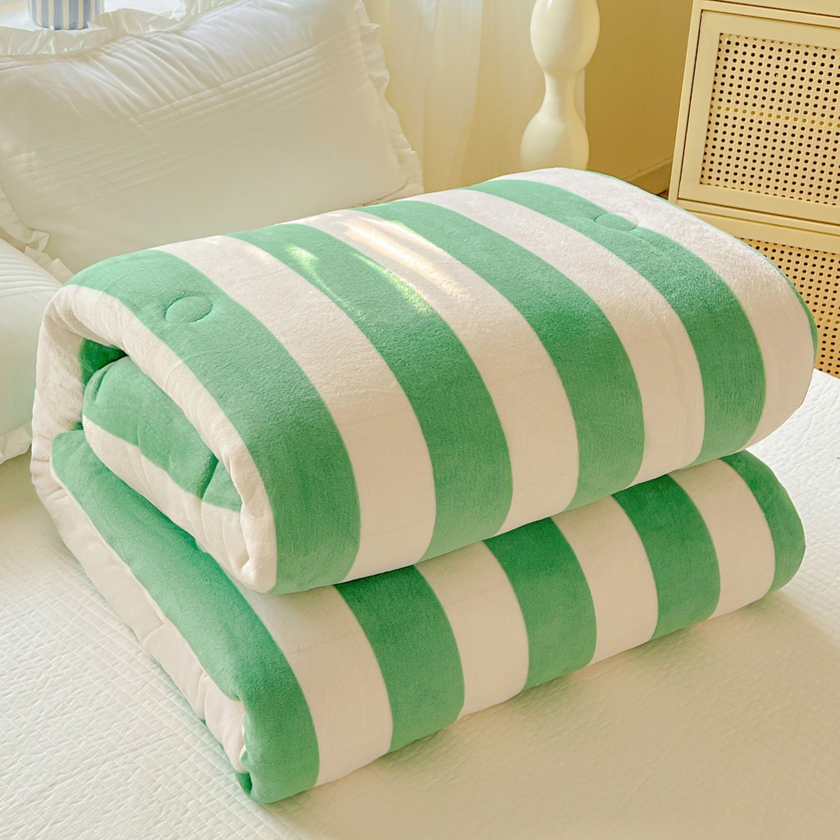 91家纺网 家纺一手货源 找家纺 （总）寐居家纺 2025新款双面牛奶绒冬被被子被芯