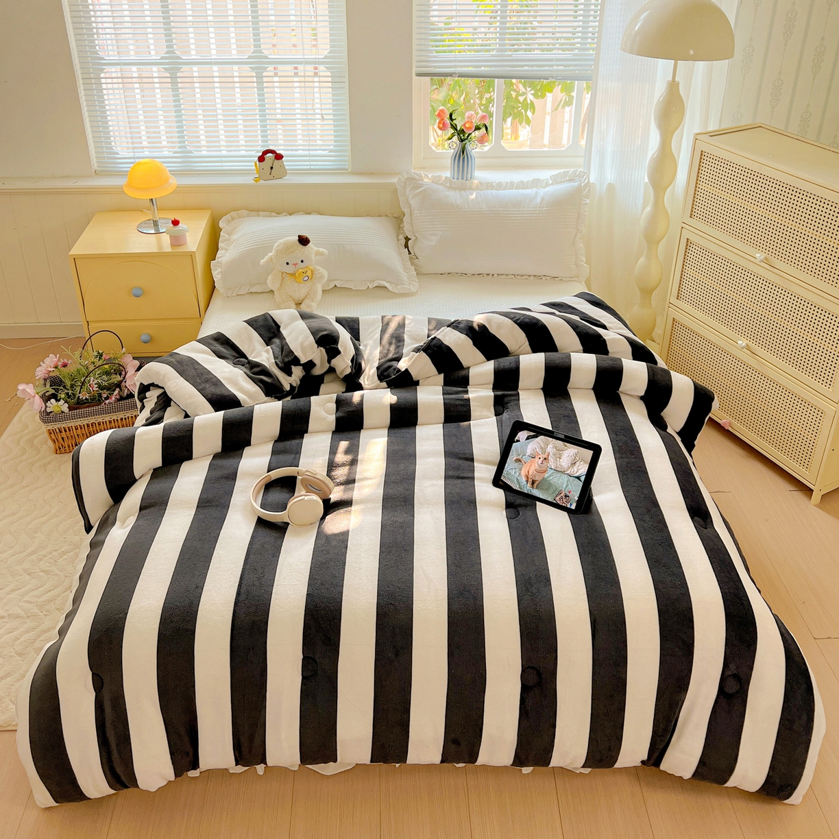 91家纺网 家纺一手货源 找家纺 寐居家纺 2025新款双面牛奶绒冬被被子被芯 赫本