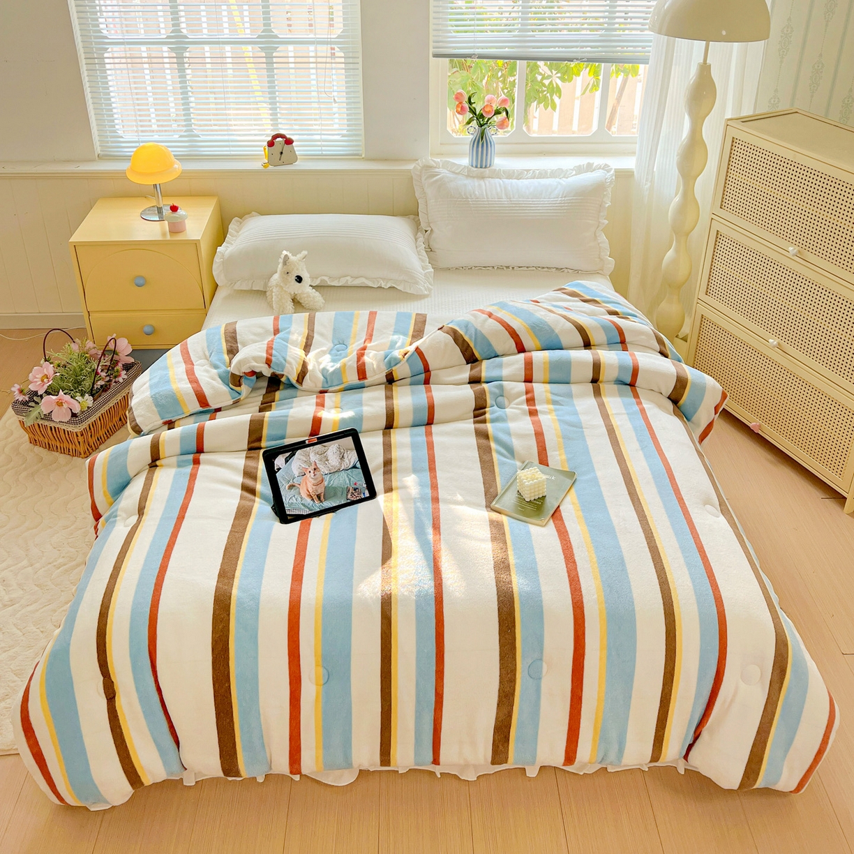 91家纺网 家纺一手货源 找家纺 寐居家纺 2025新款双面牛奶绒冬被被子被芯 晚风