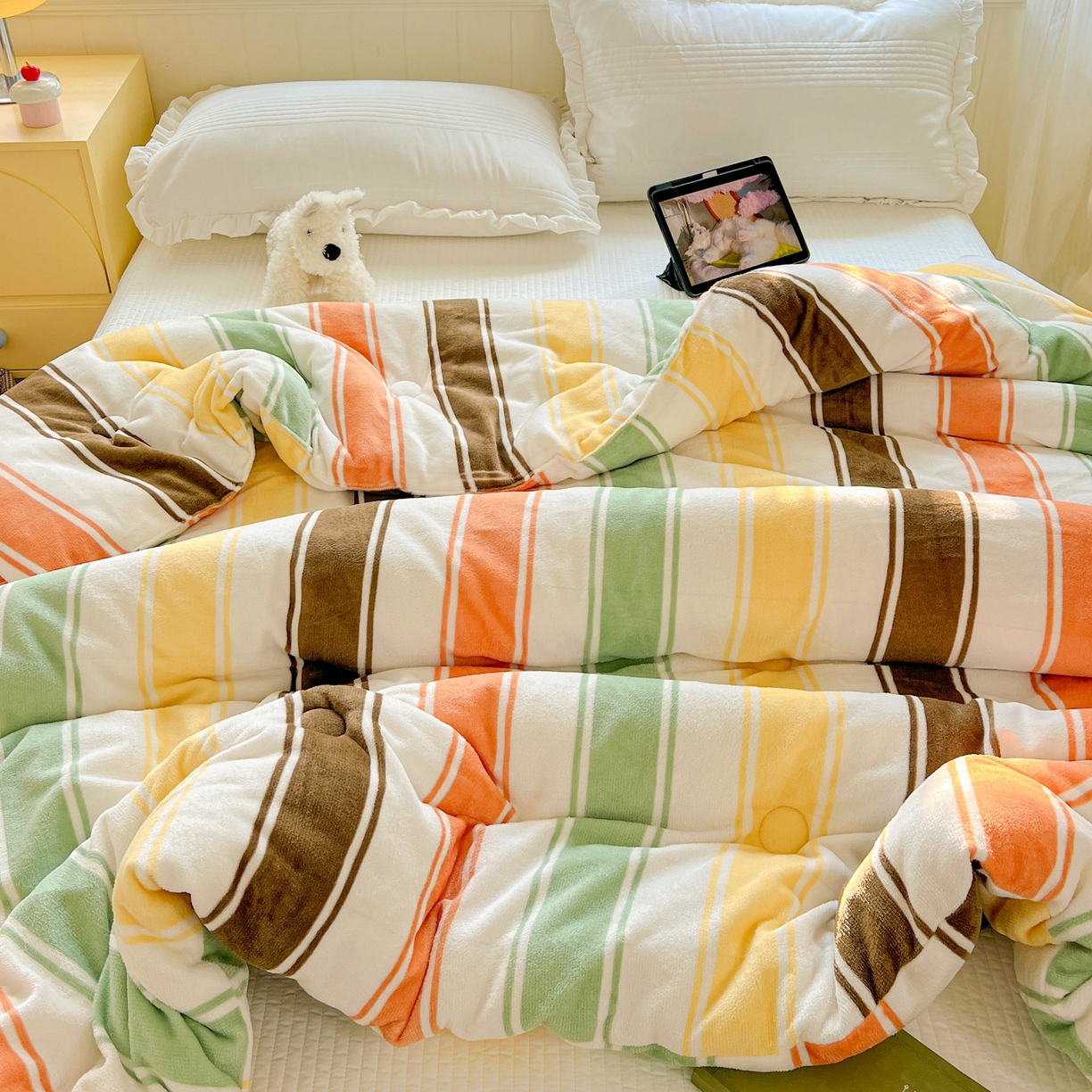 91家纺网 家纺一手货源 找家纺 （总）寐居家纺 2025新款双面牛奶绒冬被被子被芯