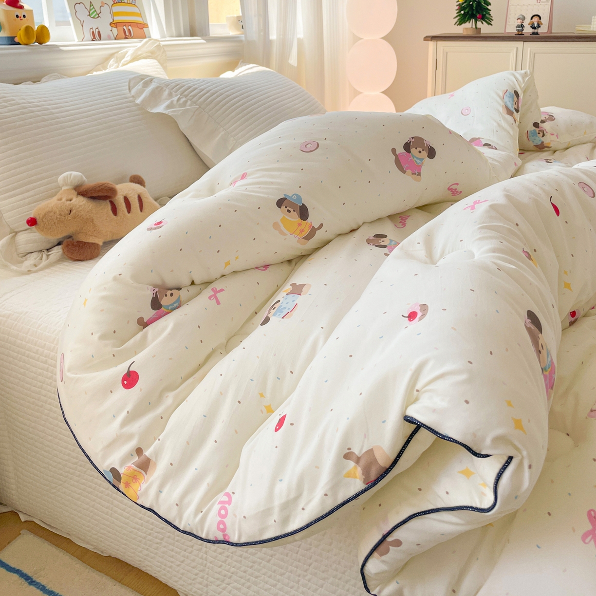 91家纺网 家纺一手货源 找家纺 寐居家纺 2025新款水洗棉印花冬被被子被芯 嘟嘟狗