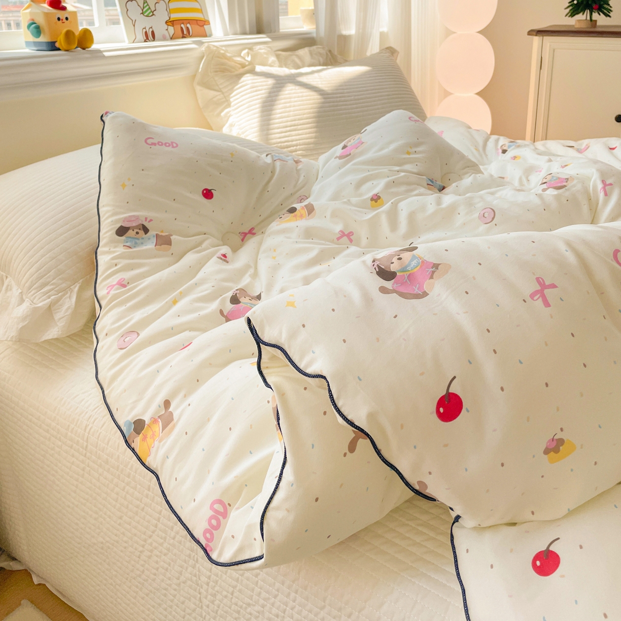 91家纺网 家纺一手货源 找家纺 寐居家纺 2025新款水洗棉印花冬被被子被芯 嘟嘟狗