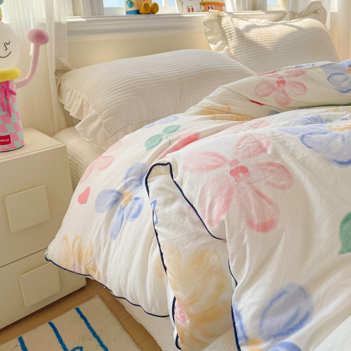 91家纺网 家纺一手货源 找家纺 寐居家纺 2025新款水洗棉印花冬被被子被芯 秘密花园