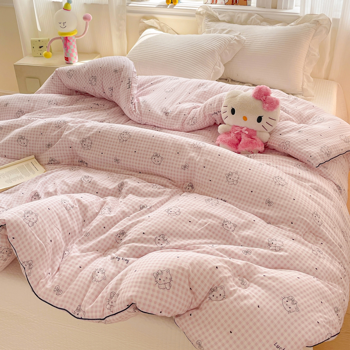 91家纺网 家纺一手货源 找家纺 寐居家纺 2025新款水洗棉印花冬被被子被芯 LUCKY 猫