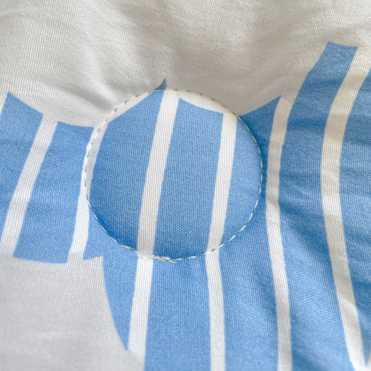 91家纺网 家纺一手货源 找家纺 寐居家纺 2025新款水洗棉印花冬被被子被芯 春雨绵绵