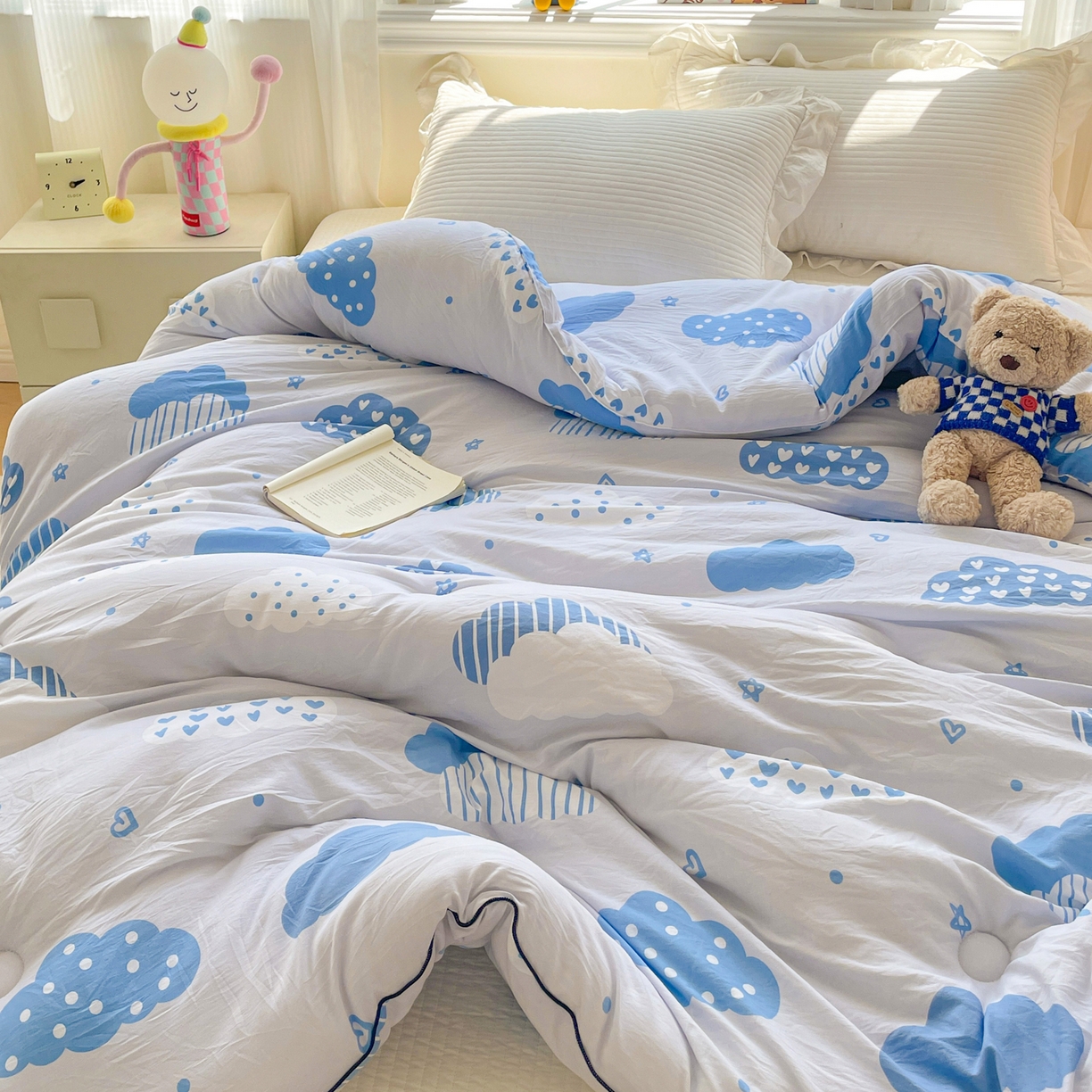 91家纺网 家纺一手货源 找家纺 寐居家纺 2025新款水洗棉印花冬被被子被芯 春雨绵绵