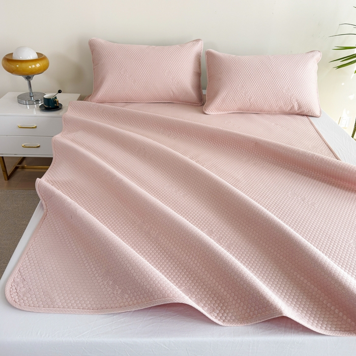 91家纺网 家纺一手货源 找家纺 （总）梵克保罗 2025春夏新款5D席豆豆圆角床席款凉席席子