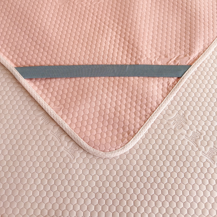 91家纺网 家纺一手货源 找家纺 梵克保罗 2025春夏新款5D席豆豆圆角床席款凉席席子 轻奢-粉