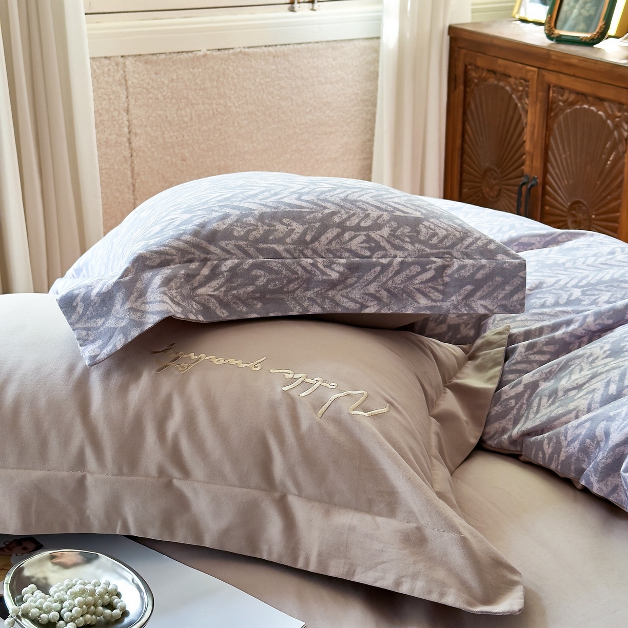 91家纺网 家纺一手货源 找家纺 （总）由丽家纺 2025新款亲肤全棉纯棉磨毛印加绣四件套