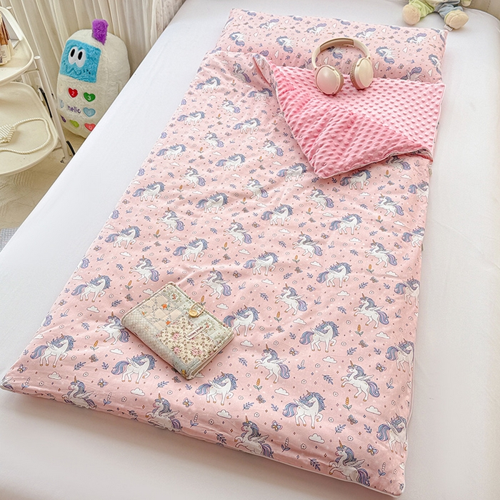 91家纺网 家纺一手货源 找家纺 十九色 2025新款亲肤舒适活套可拆全棉豆豆绒儿童睡袋防踢被 飞马