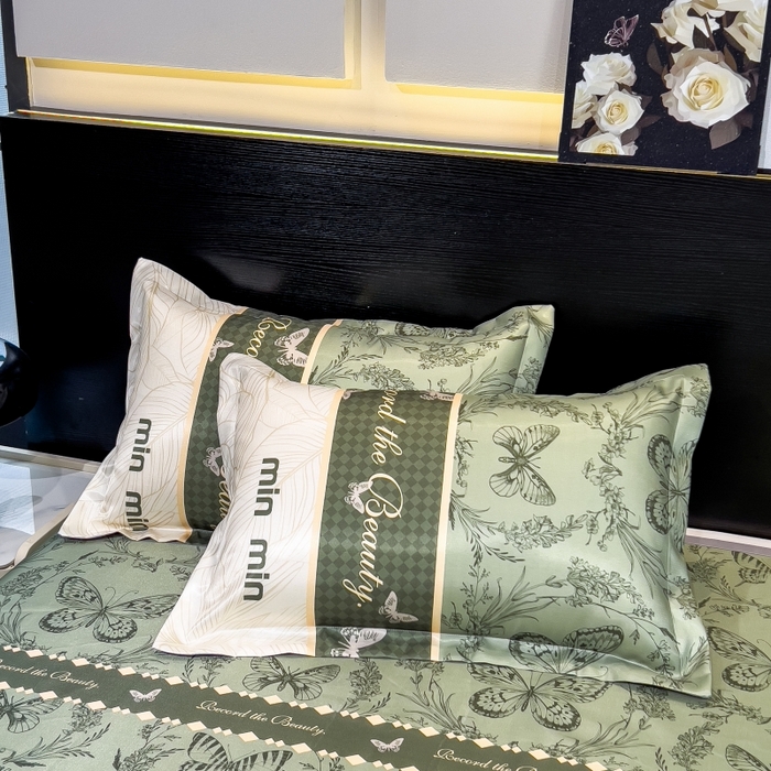 91家纺网 家纺一手货源 找家纺 梵克保罗 2025新款冰丝凉席床单款凉席三件套 爱与蝶