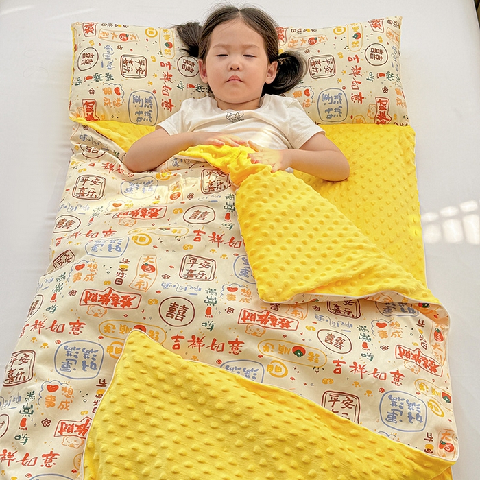91家纺网 家纺一手货源 找家纺 十九色 2025新款亲肤舒适活套可拆全棉豆豆绒儿童睡袋防踢被 好运满满