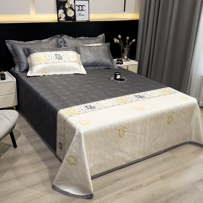 91家纺网 家纺一手货源 找家纺 梵克保罗 2025新款冰丝凉席床单款凉席三件套 迪奥