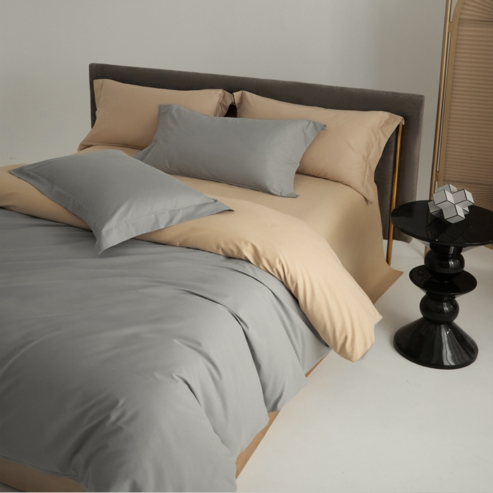 91家纺网 家纺一手货源 找家纺 柔觉家纺 新款50*50双股长绒棉纯色磨毛四件套 浅银灰-香槟金