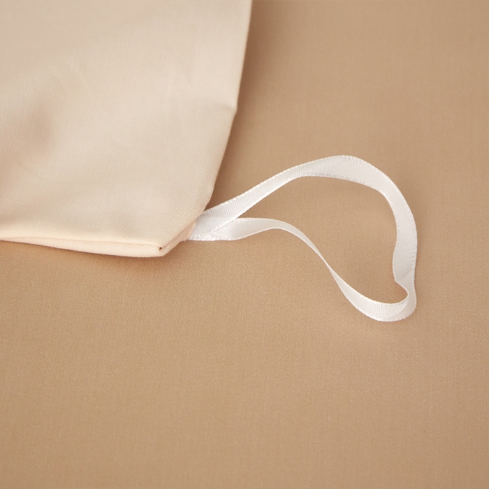 91家纺网 家纺一手货源 找家纺 柔觉家纺 新款50*50双股长绒棉纯色磨毛四件套 香草色-奶酪黄